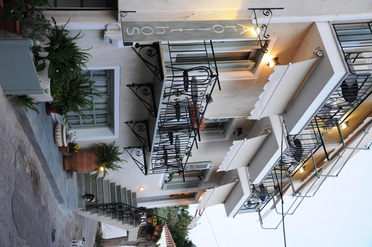 Arolithos 3* Spetses Town